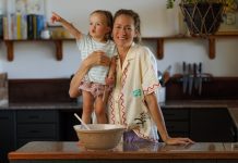 Chocolate crackle slice